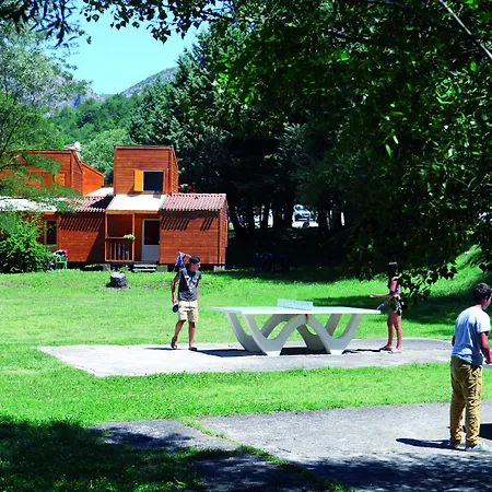 Szálloda Domaine Du Petit 2*